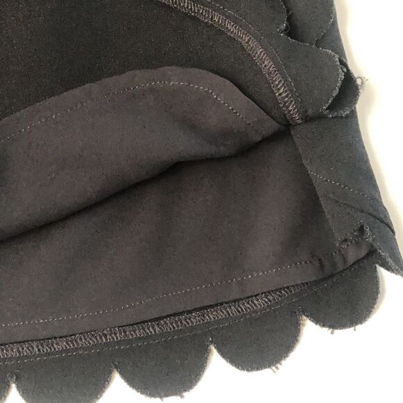 Club Monaco Women’s Black Scalloped Alea Skirt Size 10 - Picture 11 of 13